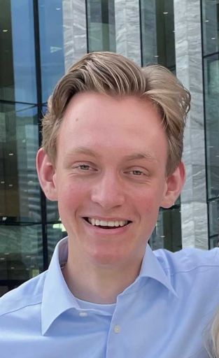 Bakhuis, Carsten (PhD representative)